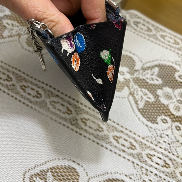 Coach change purse key ring - Picture 7 of 7